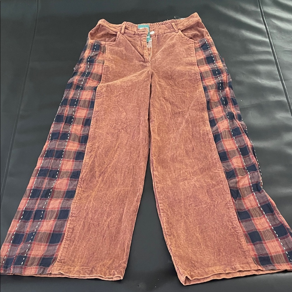 EARTHBOUND Textured Brown Pants